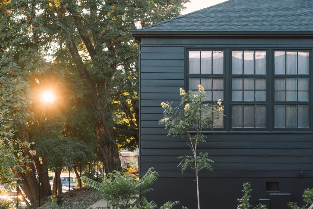 Aluminium And Steel Siding In Chestermere