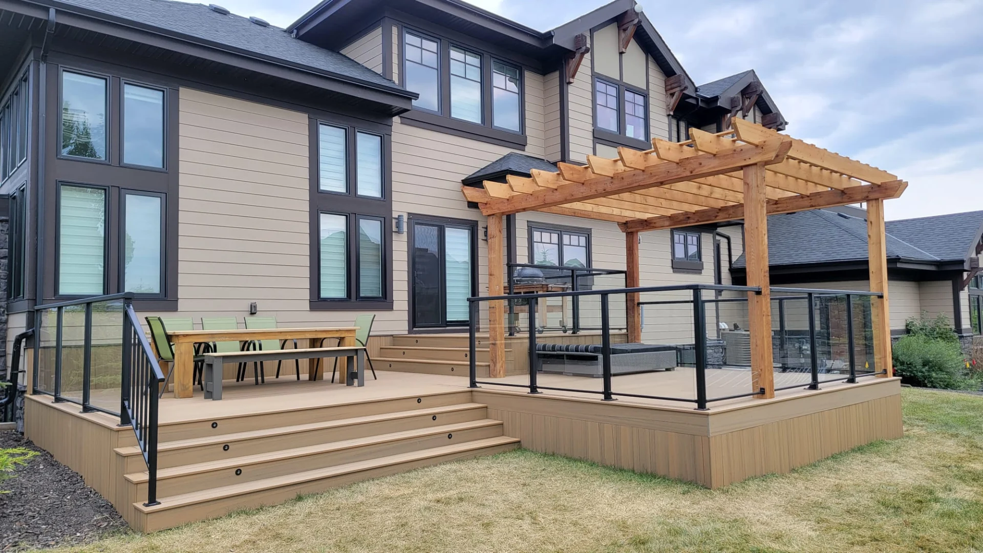 Deck Builders in Calgary (3)