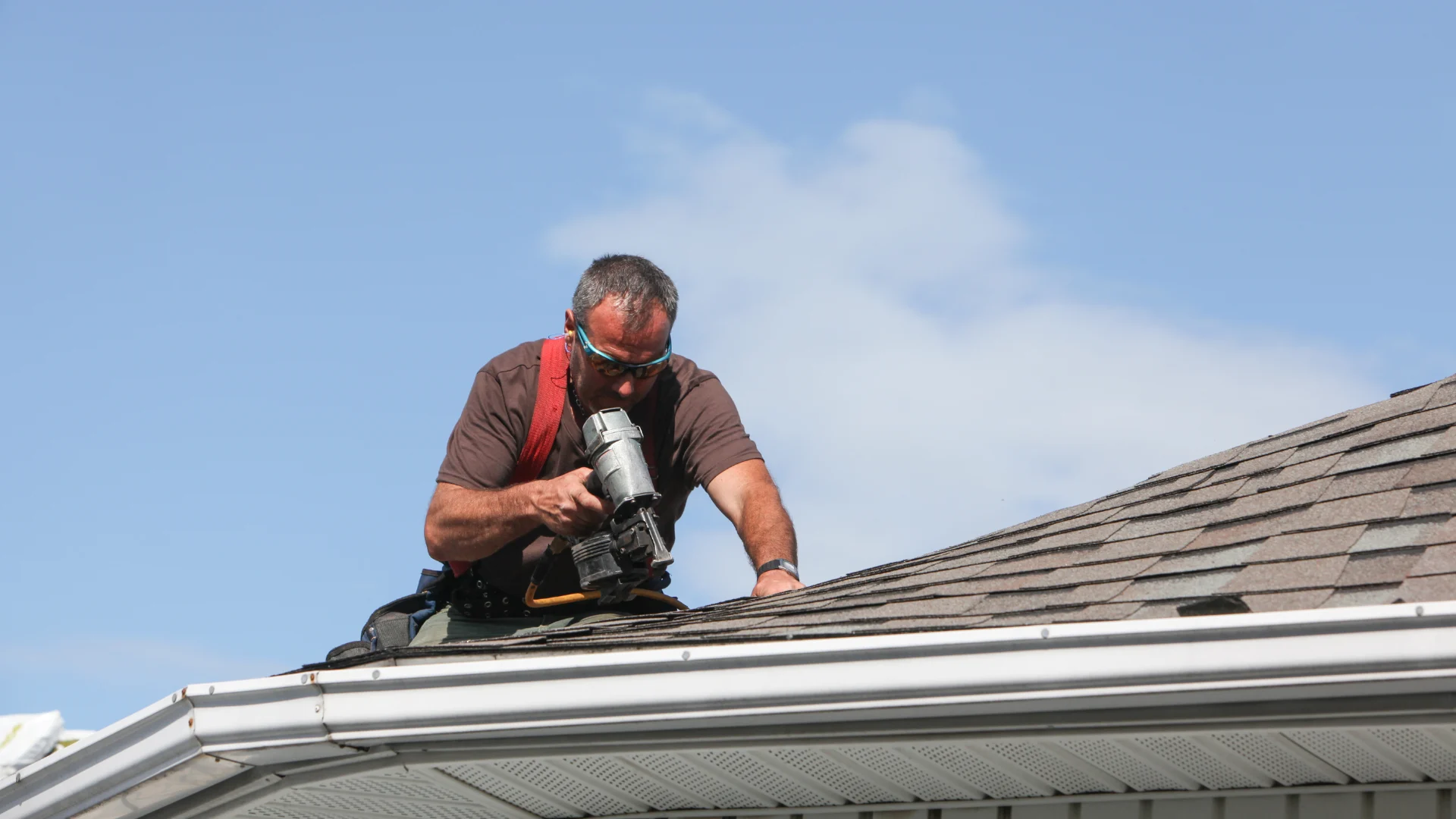 Top-tier Roofing Labour Services in Calgary (2)